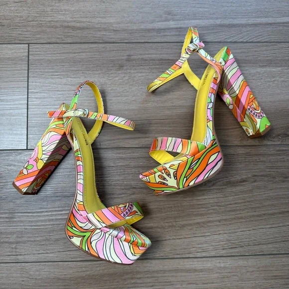 Fashion Nova Yellow Pink Multicolor Retro Printed Platform Heels - Picture 2 of 11